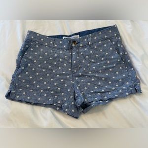 Sweet polka dot shorts in a light breezy linen